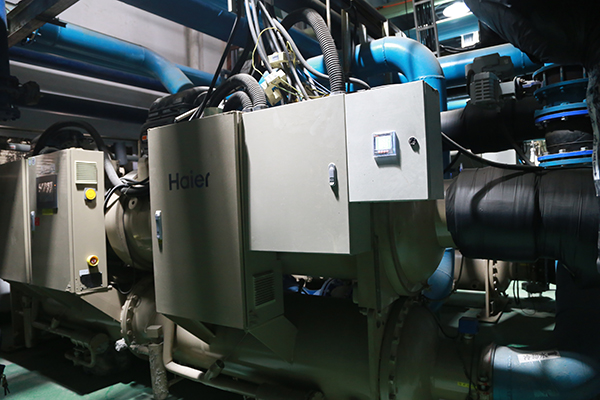 心日源磁懸浮中央空調節能改造項目