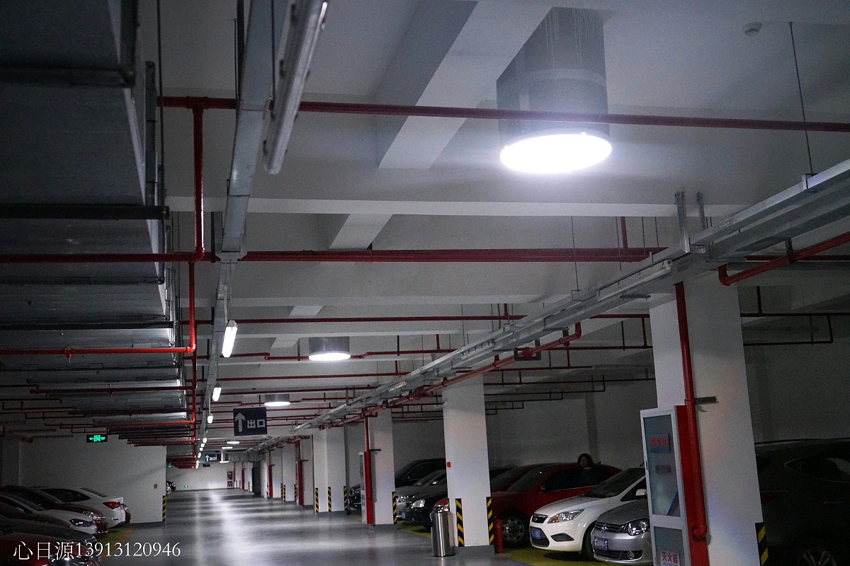 地下車庫2 地下車庫2