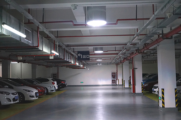 有了索樂圖導光管采光系統，這處建筑獲得LEED鉑金綠色建筑認證